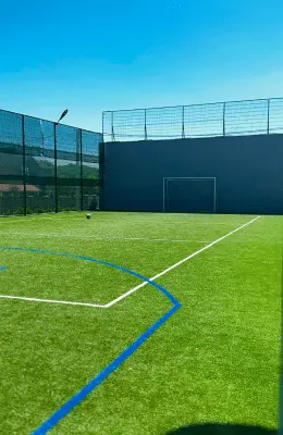 Футбольне поле